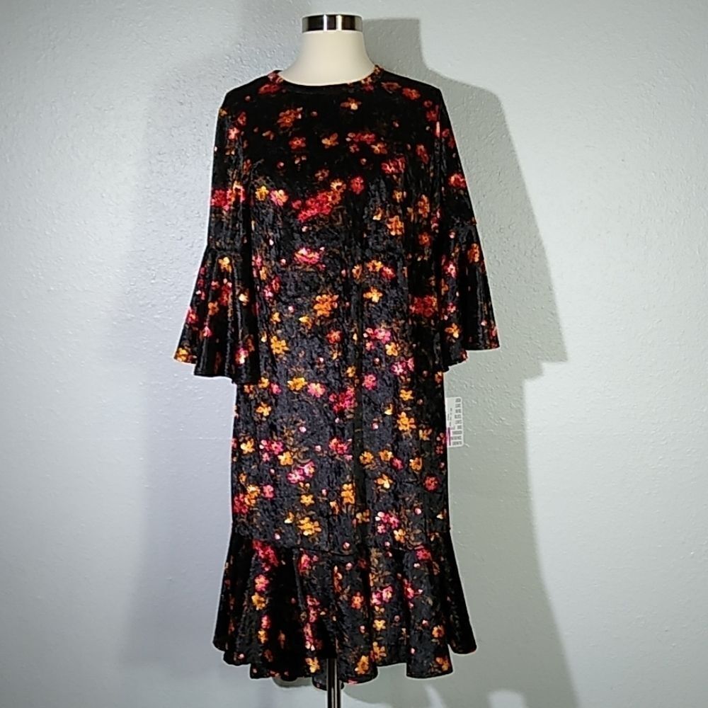 Lularoe Maurine Velvet Ruffle Bell Sleeve Dress Md - Picture 2 of 7